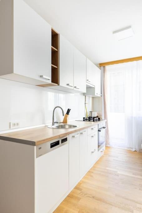 Apartman Dino ซาราเยโว ภายนอก รูปภาพ