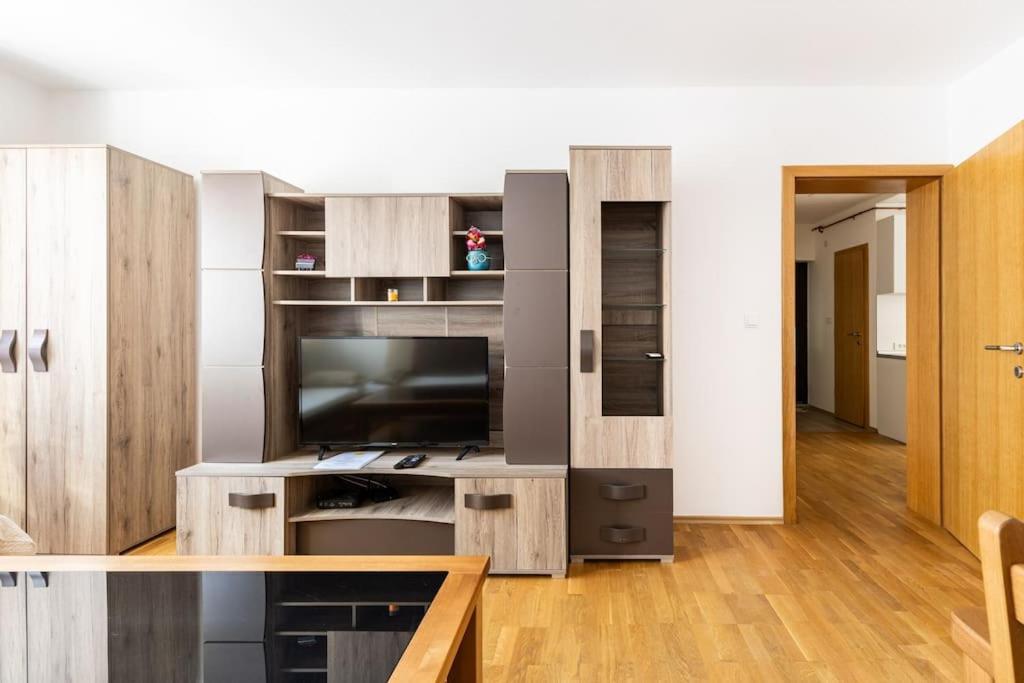 Apartman Dino ซาราเยโว ภายนอก รูปภาพ